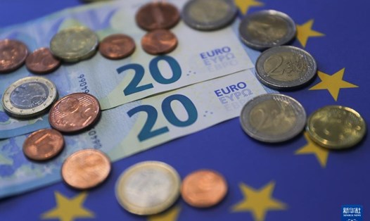 ECB cảnh báo về vị thế của đồng euro với tư cách là đồng tiền dự trữ toàn cầu. Ảnh: Xinhua