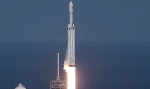 Tên lửa Falcon 9 của SpaceX, phương tiện đã đưa vệ tinh của Indonesia lên quỹ đạo. Ảnh: SpaceX