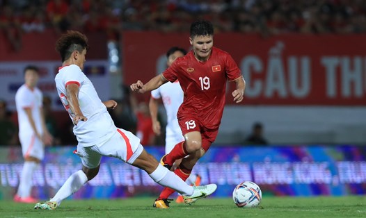 Đội tuyển Việt Nam trong trận đấu với Hồng Kông (Trung Quốc). Ảnh: Minh Dân