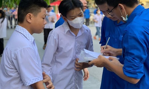 Kết thúc 3 buổi thi tại kỳ thi tuyển sinh vào lớp 10 THPT năm học 2023-2024, toàn tỉnh Ninh Bình có 2 thí sinh bị đình chỉ thi. Ảnh: Diệu Anh