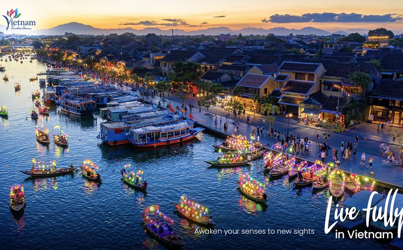 Tổng cục Du lịch đẩy mạnh chiến dịch quảng bá “Live Fully in Vietnam” từ tháng 12.2021, góp phần thu hút khách quốc tế đến Việt Nam. Ảnh: Tổng cục Du lịch