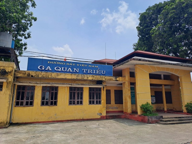 Ga Quán Triều thoi thóp, người lao động chật vật mưu sinh