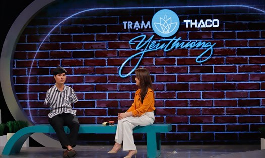 Chàng trai khuyết tật Nguyễn Minh Phú tham gia chương trình "Trạm yêu thương". Ảnh: VTV