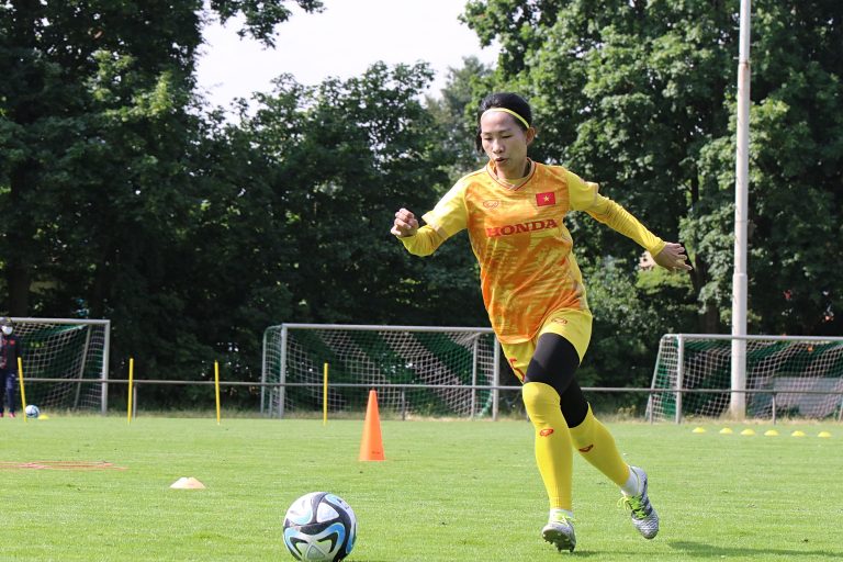 Đội tuyển nữ Việt Nam tích cực tập luyện, chuẩn bị cho trận đấu giao hữu với tuyển nữ Đức vào ngày 24.6 sắp tới. Ảnh: VFF