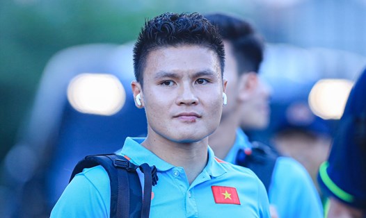 Tiền vệ Quang Hải vừa kết thúc đợt tập trung cùng tuyển Việt Nam. Ảnh: Minh Dân