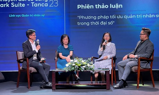 Việc chuyển đổi số cho các doanh nghiệp tại Việt Nam sẽ được thực hiện đồng bộ, mạnh mẽ hơn thời gian tới. Ảnh: Nguyễn Đăng