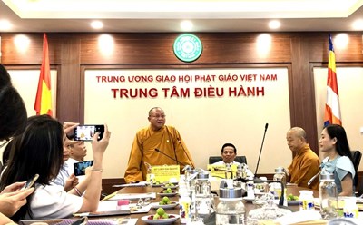 Hòa thượng Thích Gia Quang chi sẻ thông tin chương trình giao lưu nghệ thuật “Vu Lan - Đạo hiếu và dân tộc năm 2023”. Ảnh: BTC