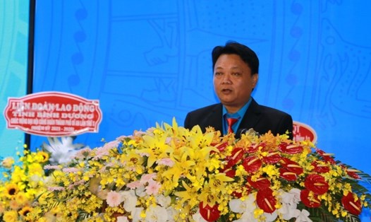 Ông Phạm Thế Hiển được bầu giữ chức vụ Chủ tịch LĐLĐ thành phố Dĩ An.Ảnh: Hoàng Trung