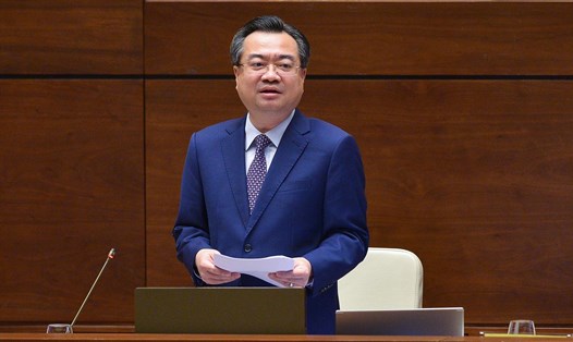 Bộ trưởng Bộ Xây dựng Nguyễn Thanh Nghị phát biểu giải trình. Ảnh: Quốc hội