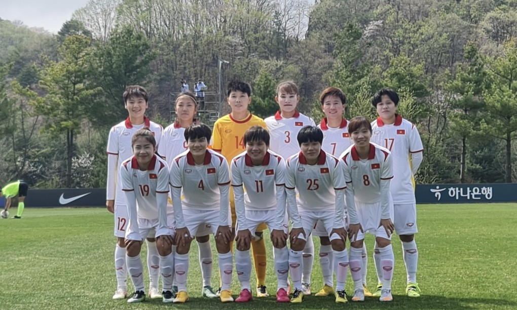 Đội hình tuyển nữ Việt Nam ở trận thắng tuyển nữ Hàn Quốc vào tháng 4.2022. Ảnh: VFF