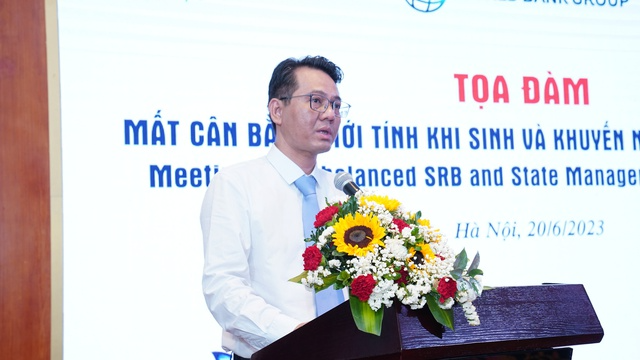 TS Phạm Vũ Hoàng, Phó Tổng cục trưởng Tổng cục Dân số (Bộ Y tế) phát biểu khai mạc Tọa đàm. Ảnh Phạm Thắng