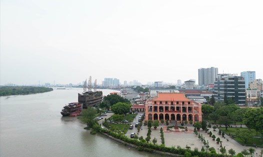 Bến Nhà Rồng là nơi Chủ tịch Hồ Chí Minh ra đi tìm đường cứu nước.  Ảnh: Anh Tú