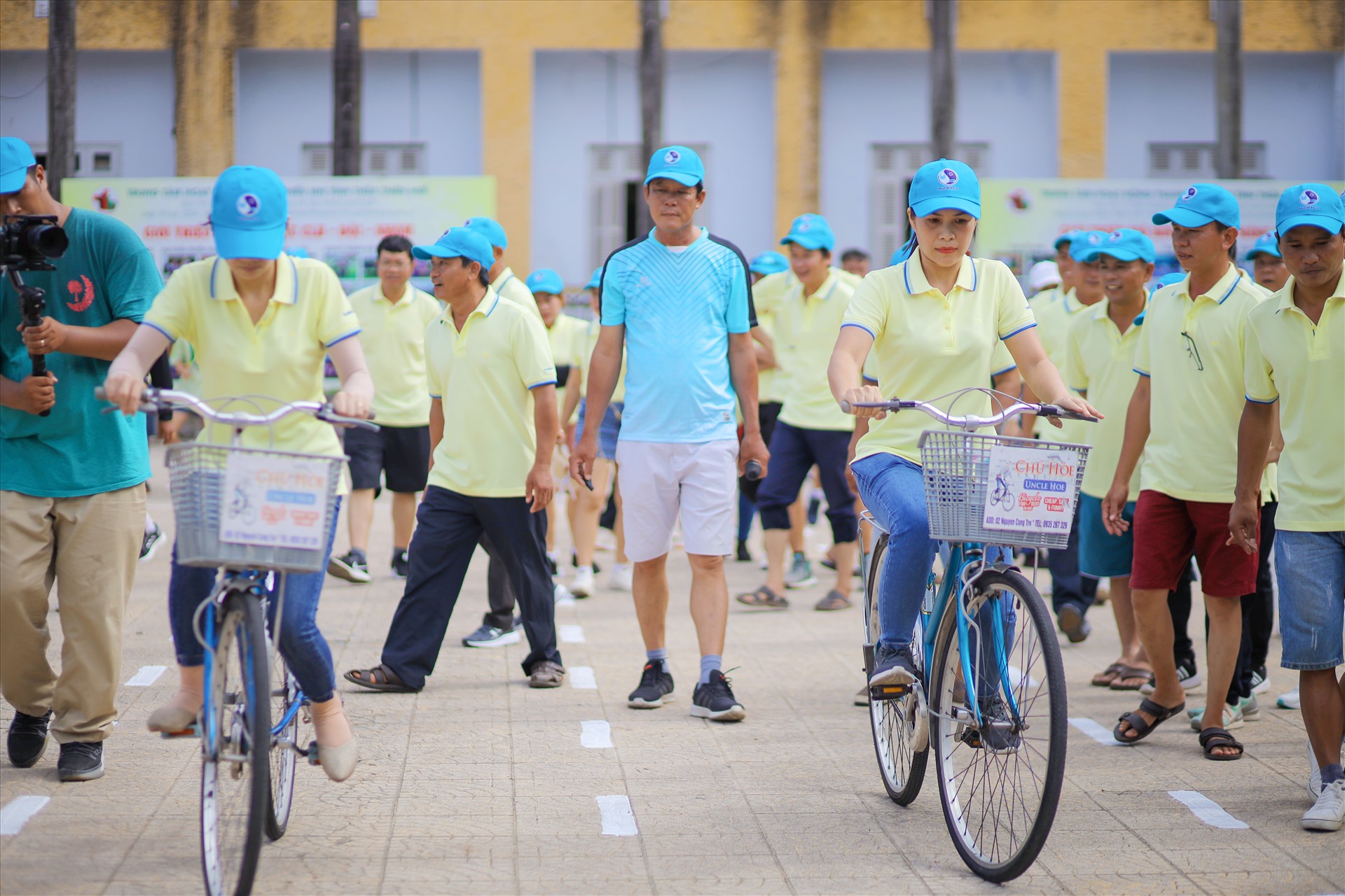 Các vận động viên tham dự ngày hội. Ảnh: HueWACO.