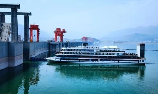Du thuyền Tam Hiệp 1 sông Dương Tử chạy hoàn toàn bằng điện. Ảnh: Tập đoàn Tam Hiệp Trung Quốc