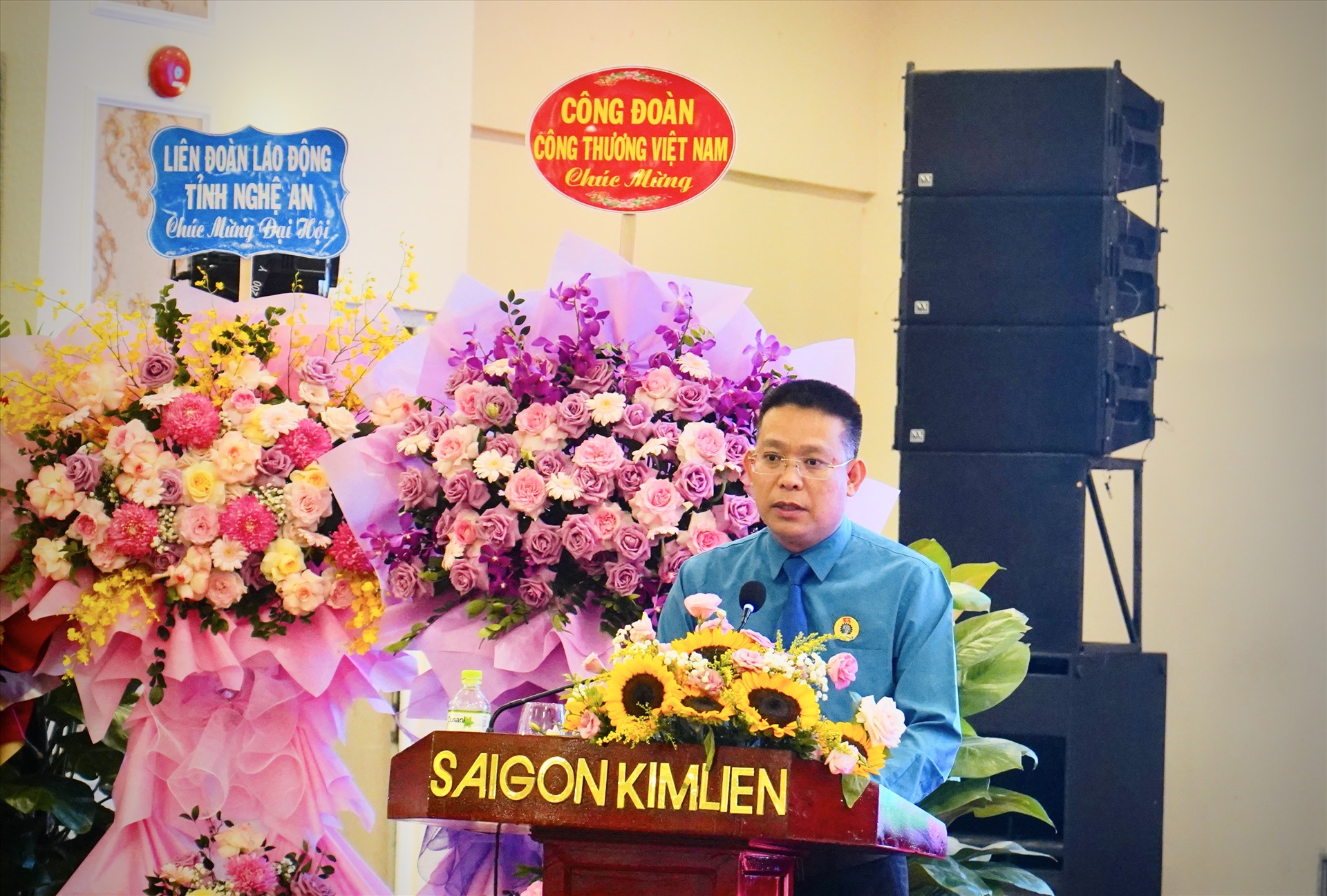 Ông Nguyễn Văn Thục - Chủ tịch Công đoàn Ngành Công Thương phát biểu báo cáo tại đại hội. Ảnh: Quỳnh Trang