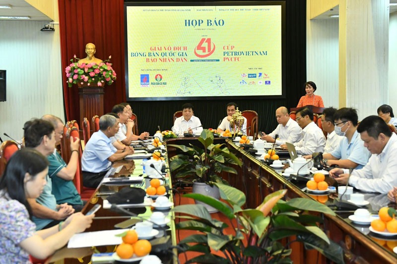 Họp báo Giải VĐQG Báo Nhân Dân lần thứ 41