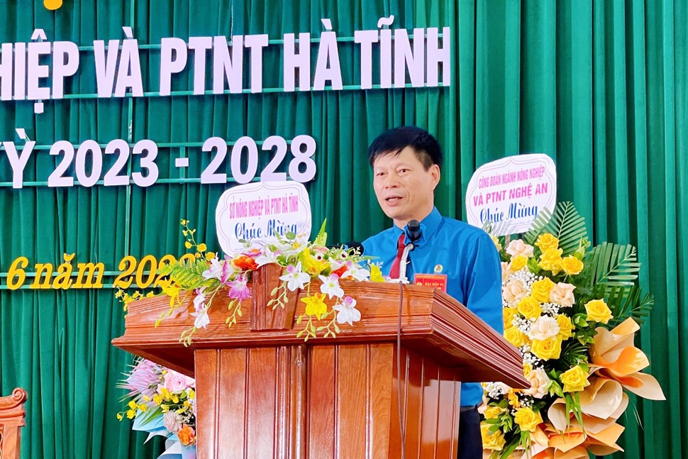 Ông Nguyễn Quang Thái tái cử chức Chủ tịch Công đoàn ngành NNPTNT Hà Tĩnh nhiệm kỳ 2023 - 2028. Ảnh: Trần Tuấn.