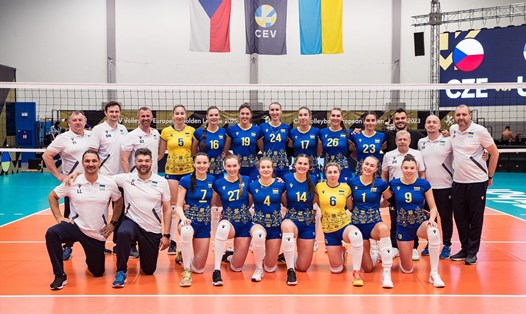 Đội tuyển bóng chuyền nữ Ukraine giành vé tham dự FIVB Challenge Cup 2023. Ảnh: LĐBC Ukraine