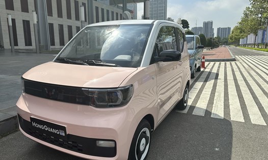 Ôtô điện mini Wuling Hongguang có thiết kế bắt mắt nhỏ gọn. Ảnh Lâm Anh