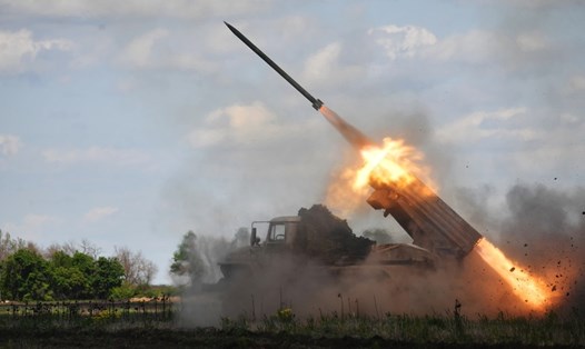Nga phóng tên lửa vào các mục tiêu ở Ukraina. Ảnh: Sputnik