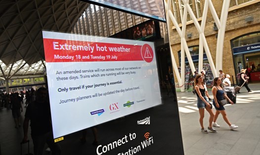 Một cảnh báo nắng nóng ở Anh năm 2022. Ảnh minh hoạ. Ảnh: AFP