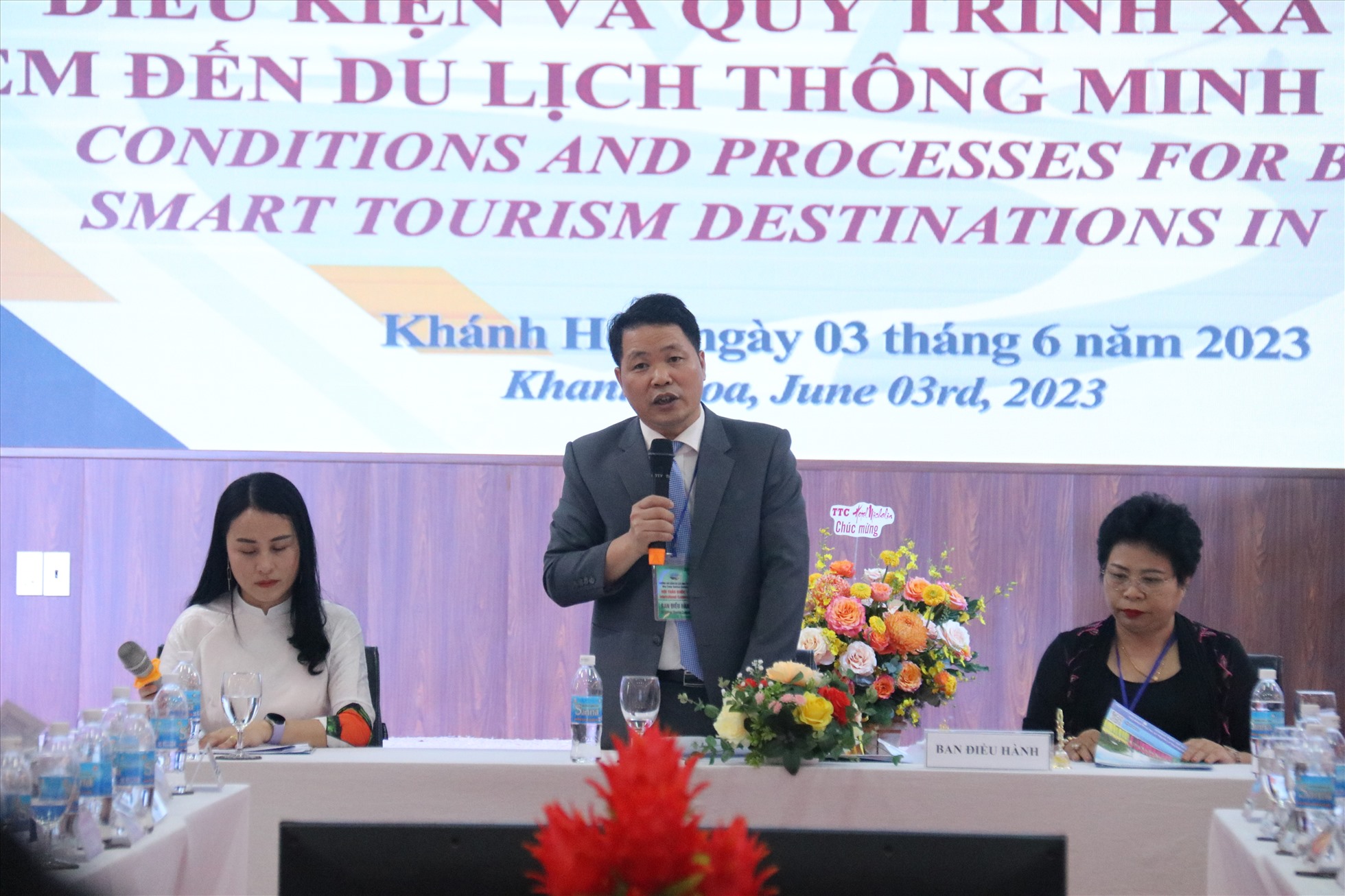 Hội thảo quốc tế với chủ đề “Điều kiện và quy trình xây dựng điểm đến du lịch thông minh ở Việt Nam". Ảnh: Phương Linh