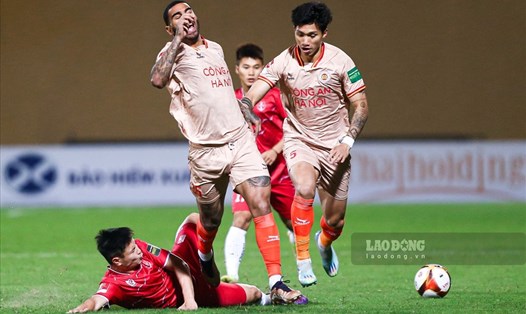Câu lạc bộ Công an Hà Nội làm khách trước Đà Nẵng tại vòng 13 V.League 2023. Ảnh: Minh Quân