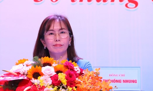 Bà Lê Thị Hồng Nhung được bầu làm Chủ tịch Công đoàn các KCN Bình Dương.Ảnh: Đình Trọng