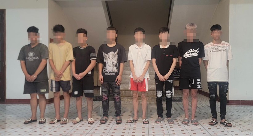 Nhóm thanh, thiếu niên ở Tuyên Quang rủ nhau mang dao tự chế để giải quyết mâu thuẫn. Ảnh: CACC