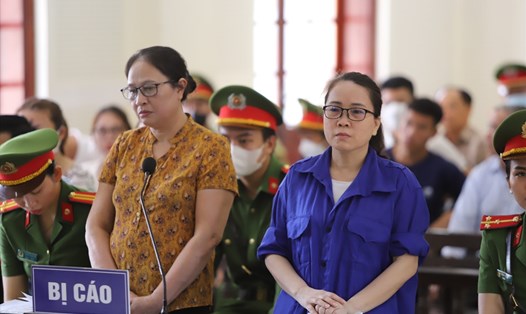 Bà Lê Thị Dung, nguyên Giám đốc Trung tâm Giáo dục thường xuyên huyện Hưng Nguyên bị tòa phúc thẩm Nghệ An kết án 15 tháng tù. Ảnh: Hải Đăng