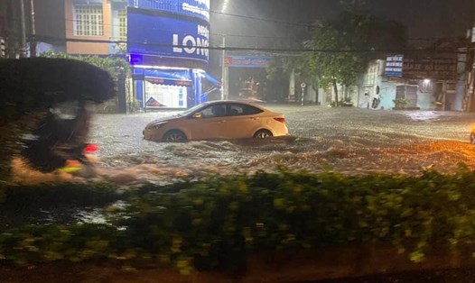 Nhiều khu vực bị ngập sâu tại Thị xã Phú Mỹ, nhất là trên tuyến Quốc lộ 51. Ảnh: người dân cung cấp