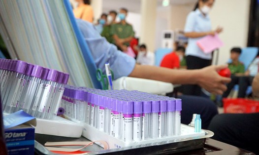 Chương trình Hành trình đỏ dự kiến thu về trên 1.000 đơn vị máu tại tỉnh Bạc Liêu sẽ làm giảm áp lực thiếu máu. Ảnh: Nhật Hồ