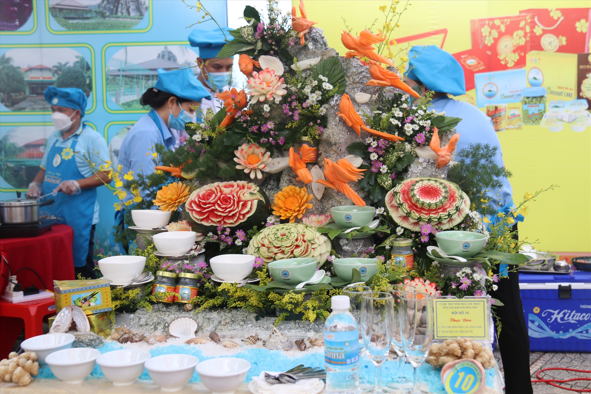 Sản vật yến sào thiên nhiên Khánh Hòa với lịch sử trăm năm lan tỏa tại festival biển Nha Trang - Khánh Hòa 2023. Ảnh: Phương Linh