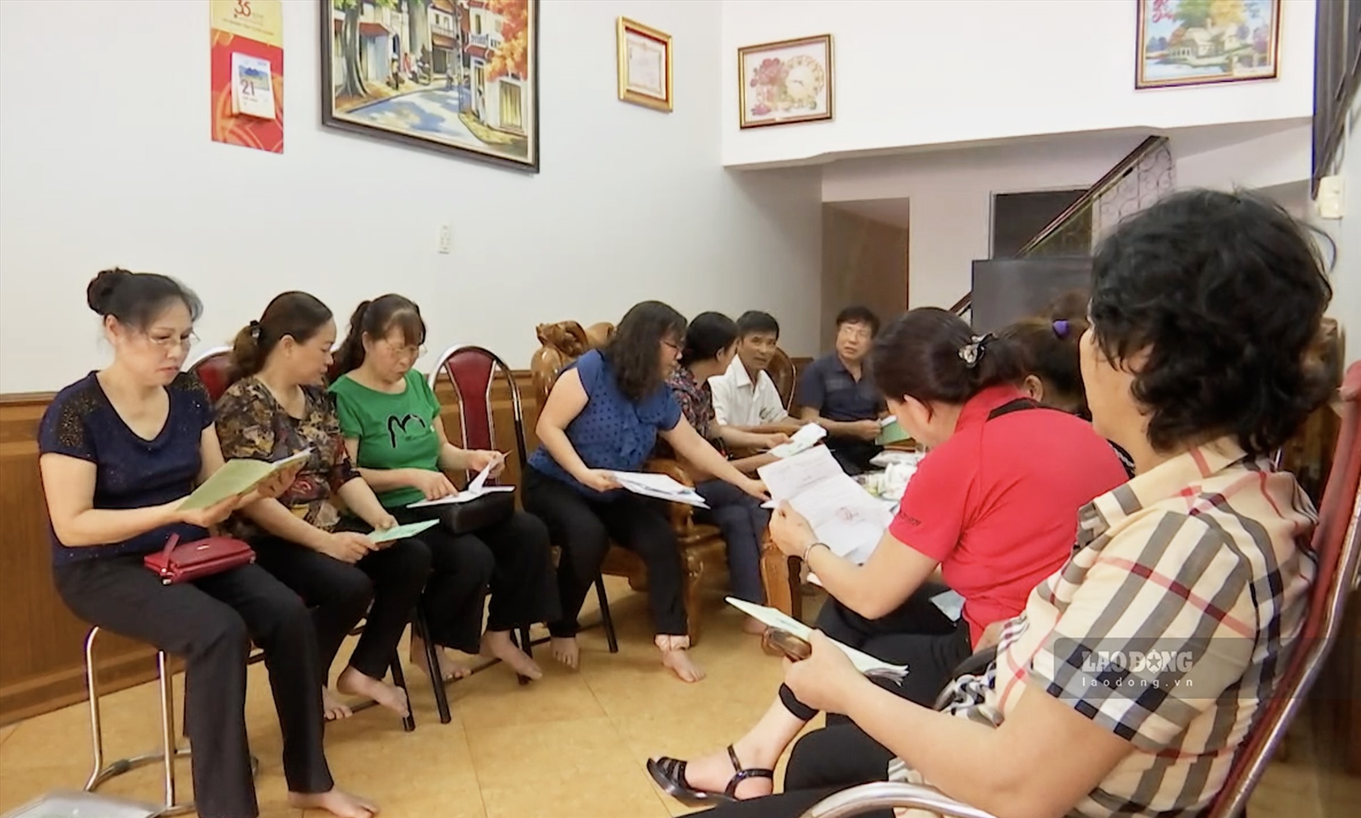 Nhiều chủ hộ kinh doanh cá thể đã đóng đủ 20 năm BHXH bắt buộc ở Tuyên Quang vẫn đang mòn mỏi chờ lương hưu. Ảnh: Nguyễn Tùng.