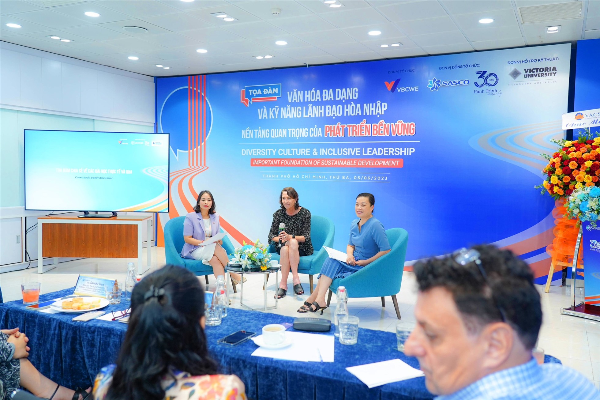 Buổi tọa đàm “Văn hóa đa dạng và kỹ năng lãnh đạo hòa nhập – nền tảng quan trọng của phát triển bền vững”. Ảnh SASCO