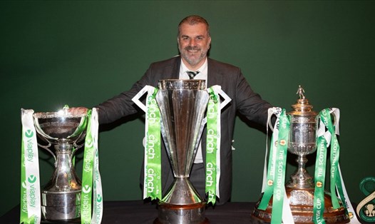 Ange Postecoglou trở thành tân huấn luyện viên của Tottenham sau khi giúp Celtic đoạt 5 danh hiệu qua 2 mùa giải, trong đó có có ăn ba tại mùa 2022-2023. Ảnh: Celtic