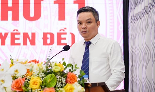 Ông Nguyễn Hoàng Linh - tân Chủ tịch UBND quận Lê Chân phát biểu tại kỳ họp. Ảnh: Cổng TTĐT Hải Phòng