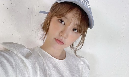 Yoon Eun Hye tiết lộ bí quyết chăm sóc da mặt. Ảnh: Instagram Yoon Eun Hye