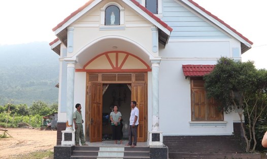Người dân Lâm Đồng dựng nhà kiên cố, sinh sống ổn định trên địa giới hành chính của tỉnh Đắk Nông.Ảnh: Phan Tuấn