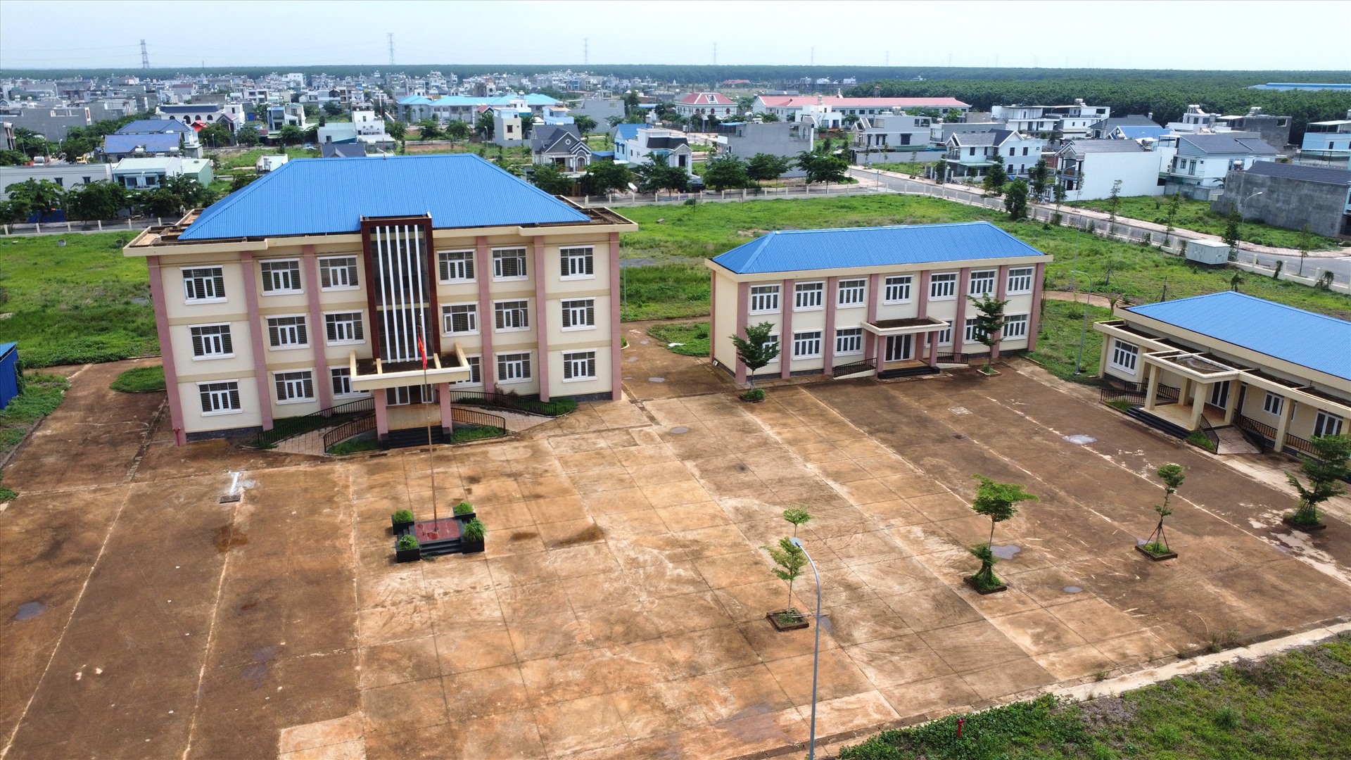Trụ sở mới của HĐND-UBND xã Lộc An cũng đã được xây dựng xong, chuẩn bị đưa vào sử dụng.