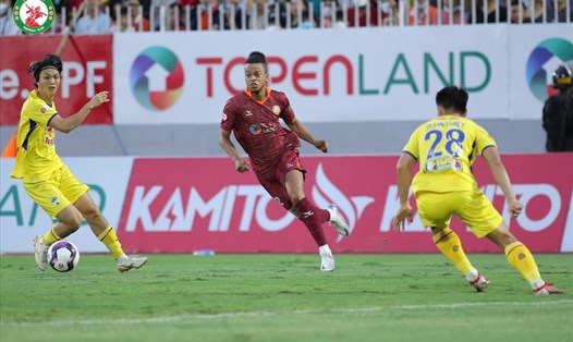 Hoàng Anh Gia Lai làm khách trước Bình Định ở vòng 13 V.League 2023. Ảnh: BĐFC