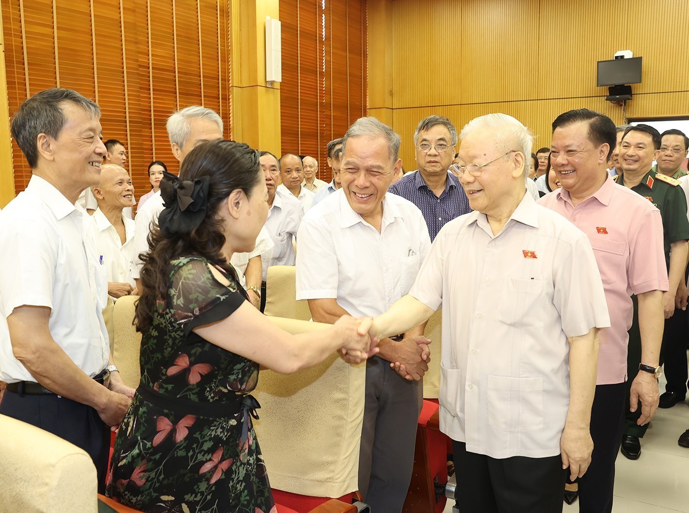 Tổng Bí thư Nguyễn Phú Trọng tiếp xúc cử tri tại đơn vị bầu cử số 1, thành phố Hà Nội. Ảnh: TTXVN