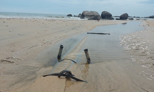 Đường ống ngầm xả thải ra biển của HTX Bảo An Phú. Ảnh: Trần Tuấn.