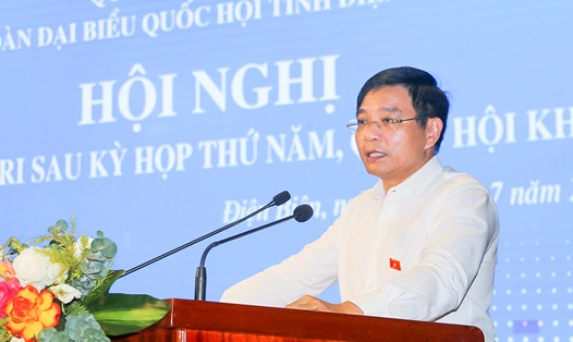 Bộ trưởng GTVT Nguyễn Văn Thắng tiếp xúc cử tri tại Điện Biên. Ảnh: Anh Tuấn
