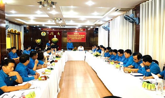 Lãnh đạo Tổng LĐLĐVN làm việc tại Quảng Nam về biên chế Công đoàn tháng 4.2023. Ảnh: Hoàng Bin