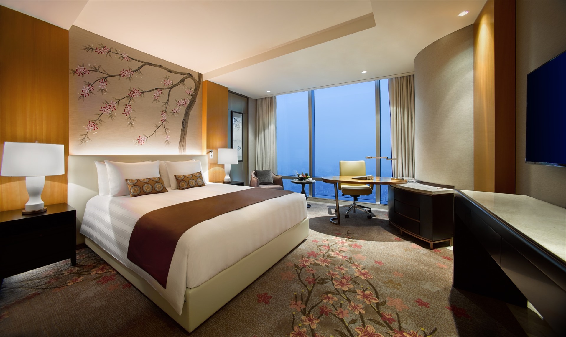 Không gian sang trọng bên trong phòng nghỉ của khách sạn LOTTE Hà Nội. Ảnh: LOTTE HOTEL HANOI