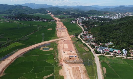 Hoài Ân, điểm khởi động cao tốc Bắc - Nam đoạn qua Bình Định. Ảnh: Nguyễn Ngọc
