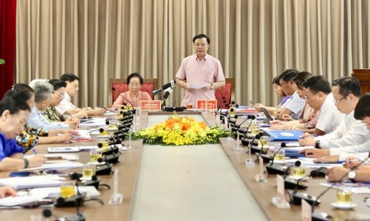 Bí thư Thành ủy Hà Nội Đinh Tiến Dũng phát biểu tại cuộc làm việc. Ảnh: Hanoi.gov