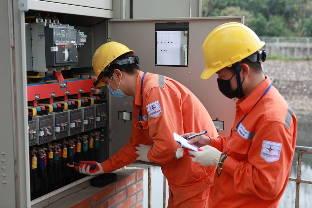 Bộ Công Thương công bố kết luận thanh tra về tình hình cung ứng điện vào ngày 12.7. Ảnh: Nguyễn Long 
