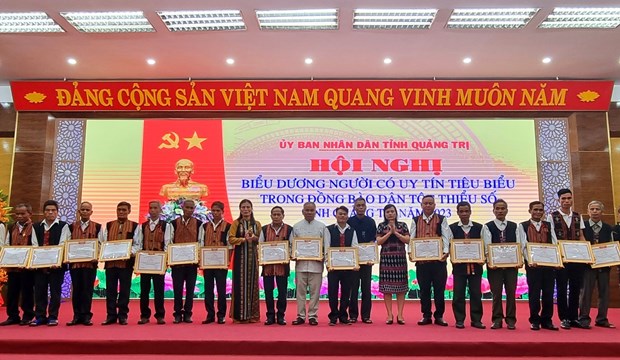  Ủy ban nhân dân tỉnh Quảng Trị tổ chức hội nghị biểu dương người có uy tín tiêu biểu trong đồng bào dân tộc thiểu số năm 2023. Ảnh: TTXVN